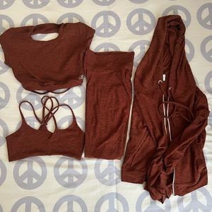 Bombshell Sportswear set
